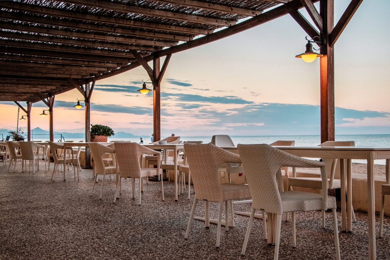 Restaurante frente al mar en Dénia - Hotel Los Ángeles