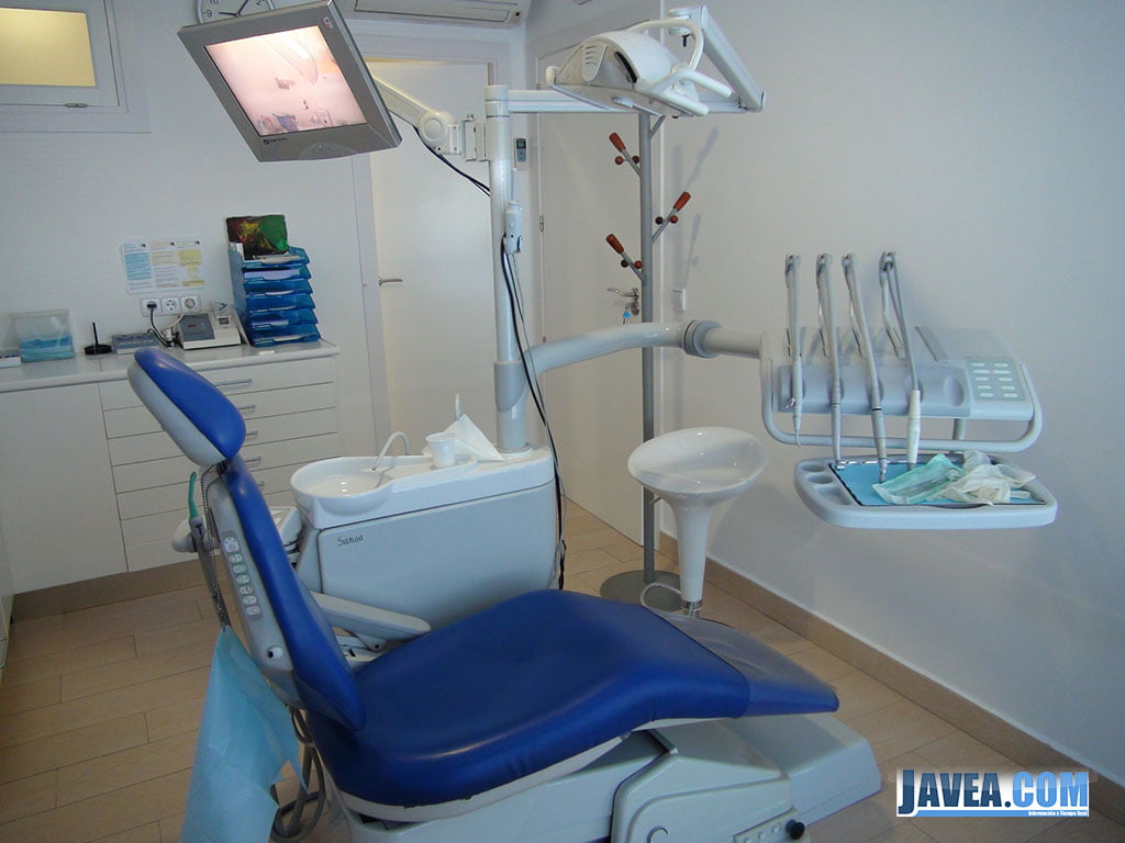 Clínica Dental Puchol, Instalaciones