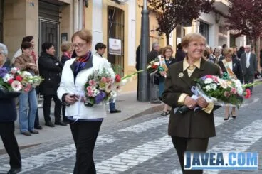 Ofrenda de flores a Jesús Nazareno Jávea 2013 11