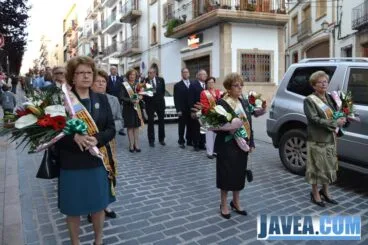 Ofrenda de flores a Jesús Nazareno Jávea 2013 12