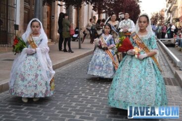 Ofrenda de flores a Jesús Nazareno Jávea 2013 33