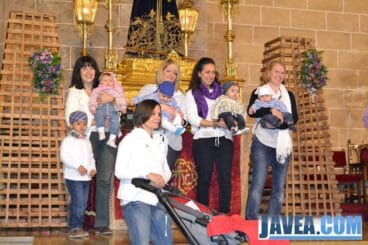Ofrenda de flores a Jesús Nazareno Jávea 2013 50