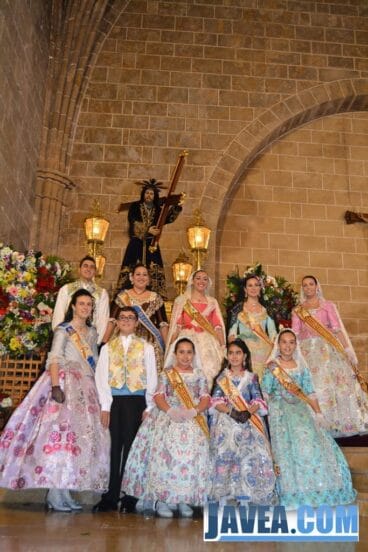 Ofrenda de flores a Jesús Nazareno Jávea 2013 71