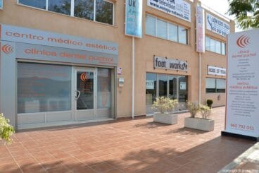 Clínica Dental Puchol entrada