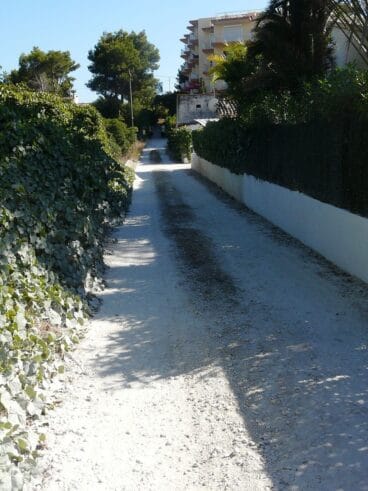 La Calle Nicosia sin asfaltar