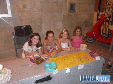 Los más pequeños también han querido unirse a la shopping night