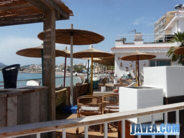 Terraza Cala Bandida 02