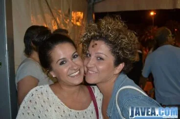 Vecinas de Jávea en el baret dels bous