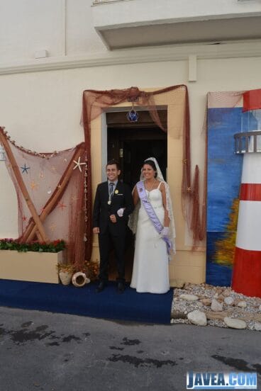 Francisco Ivars recoge a Teresa Marín