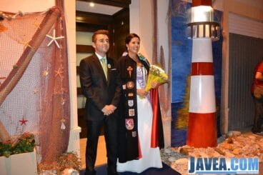 Mayoralesa Teresa Marín y Mayoral Francisco Ivars en la noche de ronda