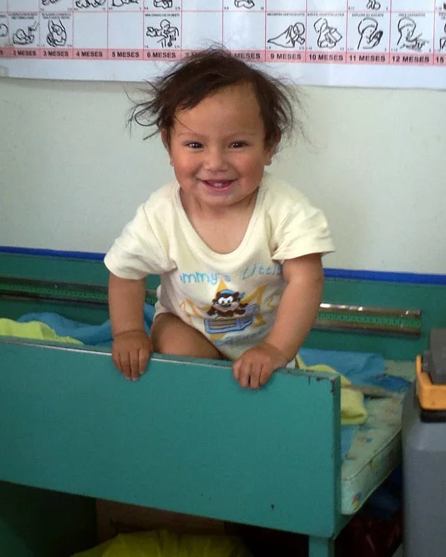 Pequeña paciente del centro médico 