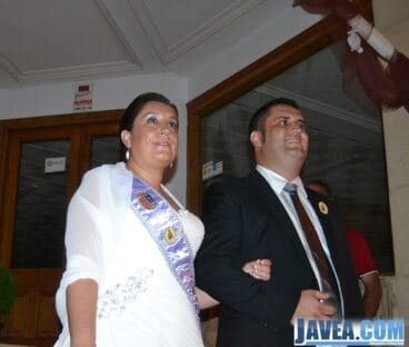 Rosa y Vicente Estalrich durante la noche de ronda de la tuna de Jávea