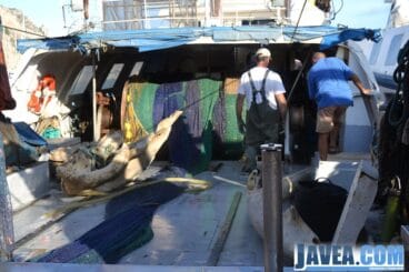 Algunos de los restos en la embarcación