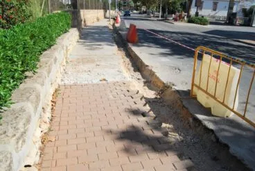 Renovación de aceras Avenida del Puerto