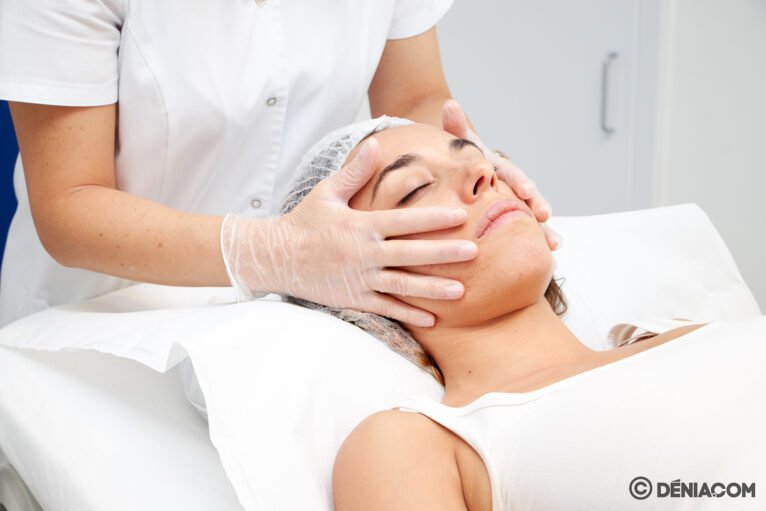 Peeling facial a Dénia - Clínica Doctora Castelblanque
