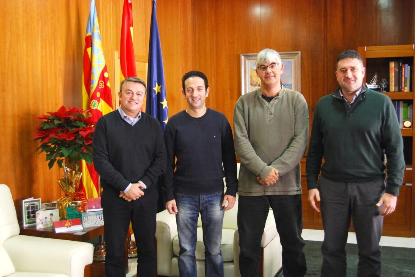 Convenio con el Centro Excursionista de Xàbia y la Peña Deportiva La Marina