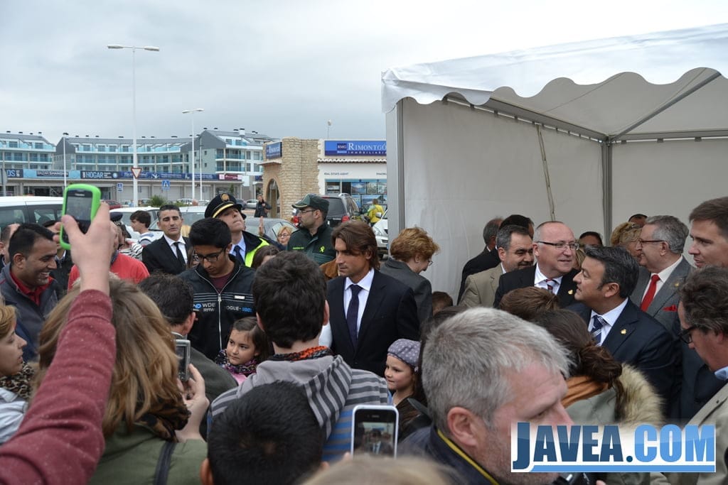 El tenista David Ferrer inaugura el paseo del arenal que lleva su nombre