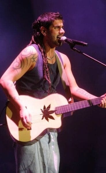 Guitarra personalizada de Melendi fabricada por Guitarras Bros