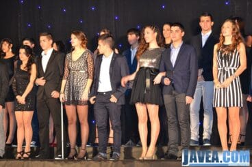 La elección de reina, damas y presidentes de les Fogueres de Sant Joan de Xàbia se celebró en el Palacio de Deportes Miguel Buigues de Jávea