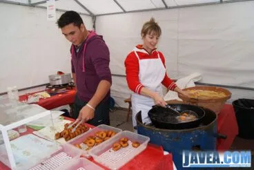 Stand de buñuelos de la feria de Navidad de Jávea