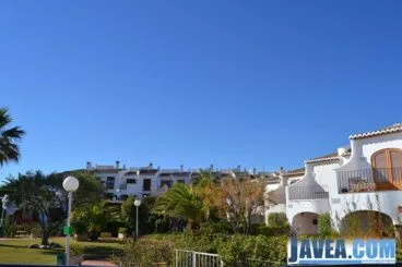 Apartamentos Residencial Montañar III en primera línea de la Playa del Primer Muntanyar de Jávea o Playa del Benissero