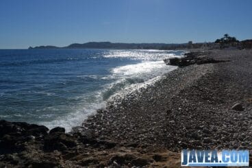 Comienzo de la playa del primer muntanyar o playa del benissero de Jávea