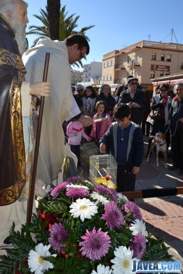 El día de San Antonio se celebró en Aduanas con una misa y la tradicional bendición de animales