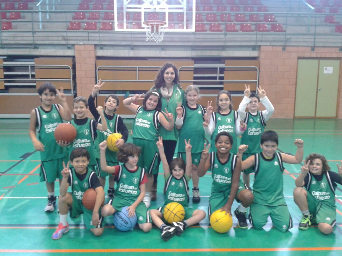El Joventut Xàbia Benjamin sufrió para ganar al CB. Pedreguer