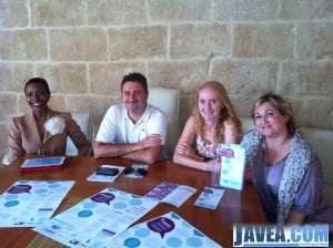 Juan Luís Cardona presentando y apoyando la jornada de emprendedores de Jávea