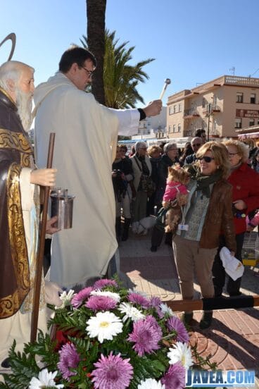 Las mascotas fueron las protagonistas el día de San Antonio en el puerto de Jávea