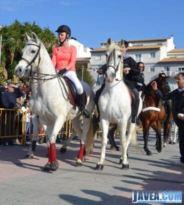 Los caballos esperaron hasta el final para ser bendecidos