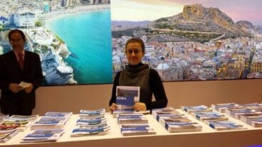 Los municipios que conforman la Costa Blanca están todos reunidos bajo un gran stand