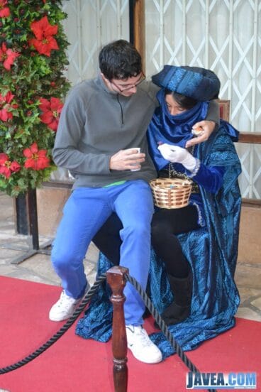 Los más mayorcitos también quisieron entregar sus cartas a los Pajes Reales