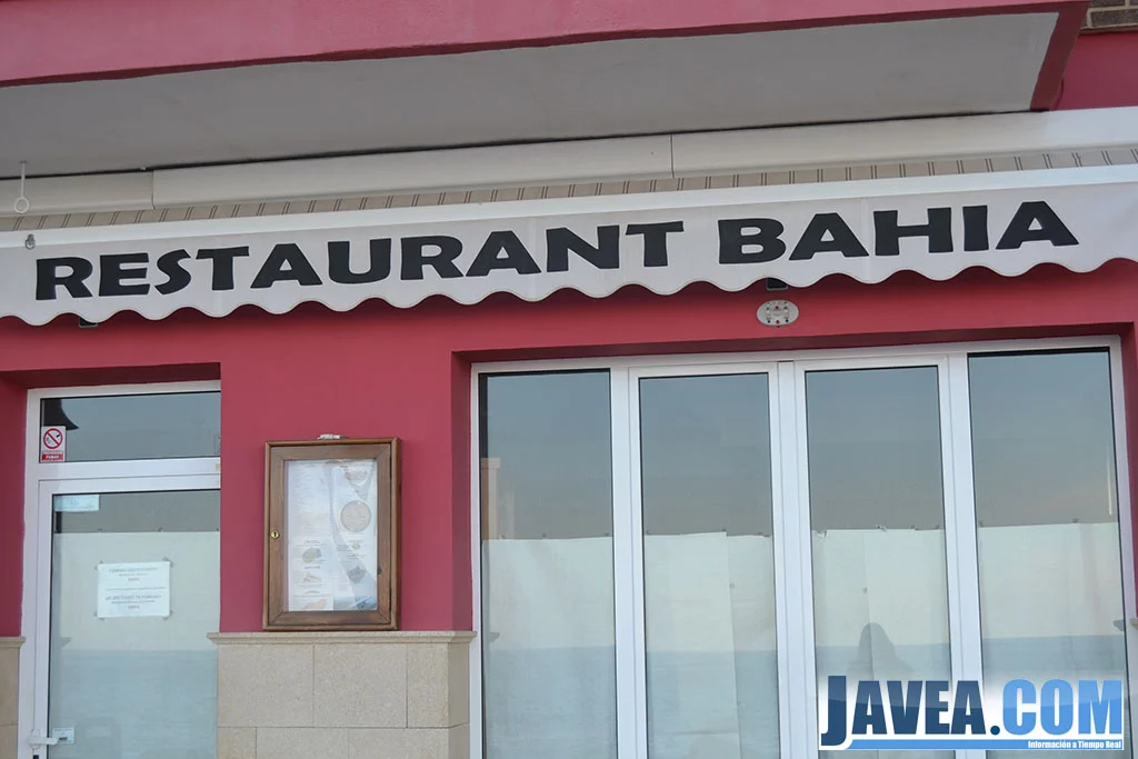 Restaurante Bahía en Jávea en la primera línea de la Playa La Grava