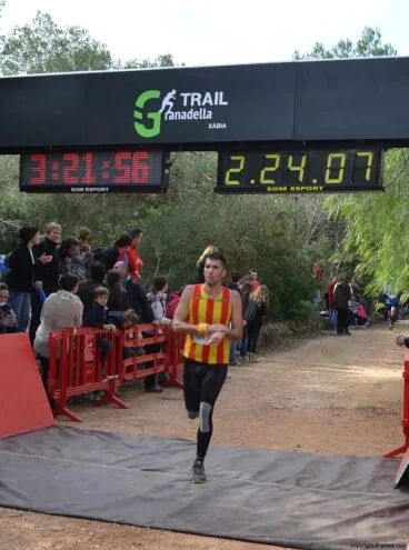 Corredor de la Granadella Trail de Jávea en la meta