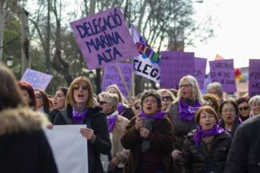 Delegación de mujeres de la Marina Alta en la concentración de Madrid