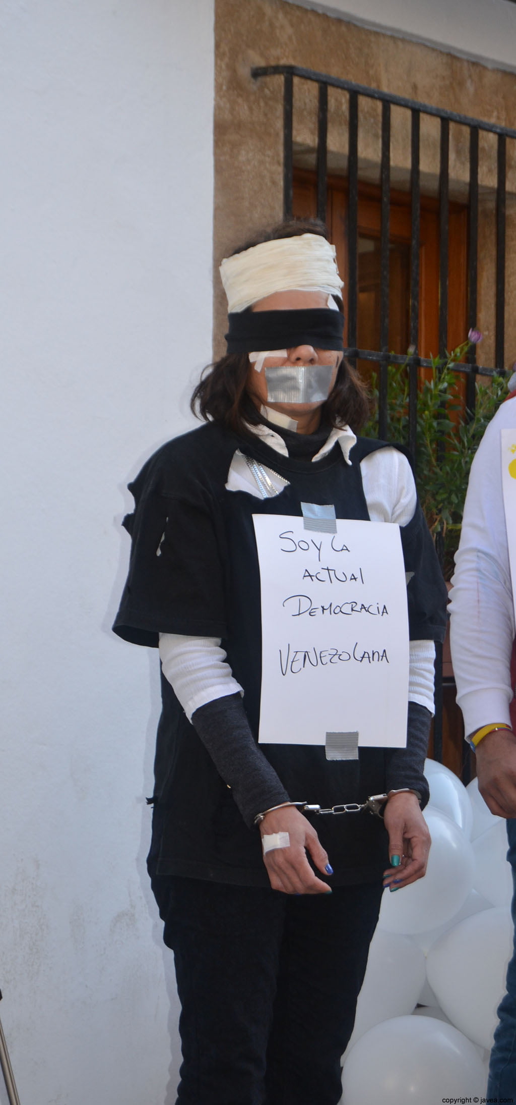 Denuncia ante la represión venezolana