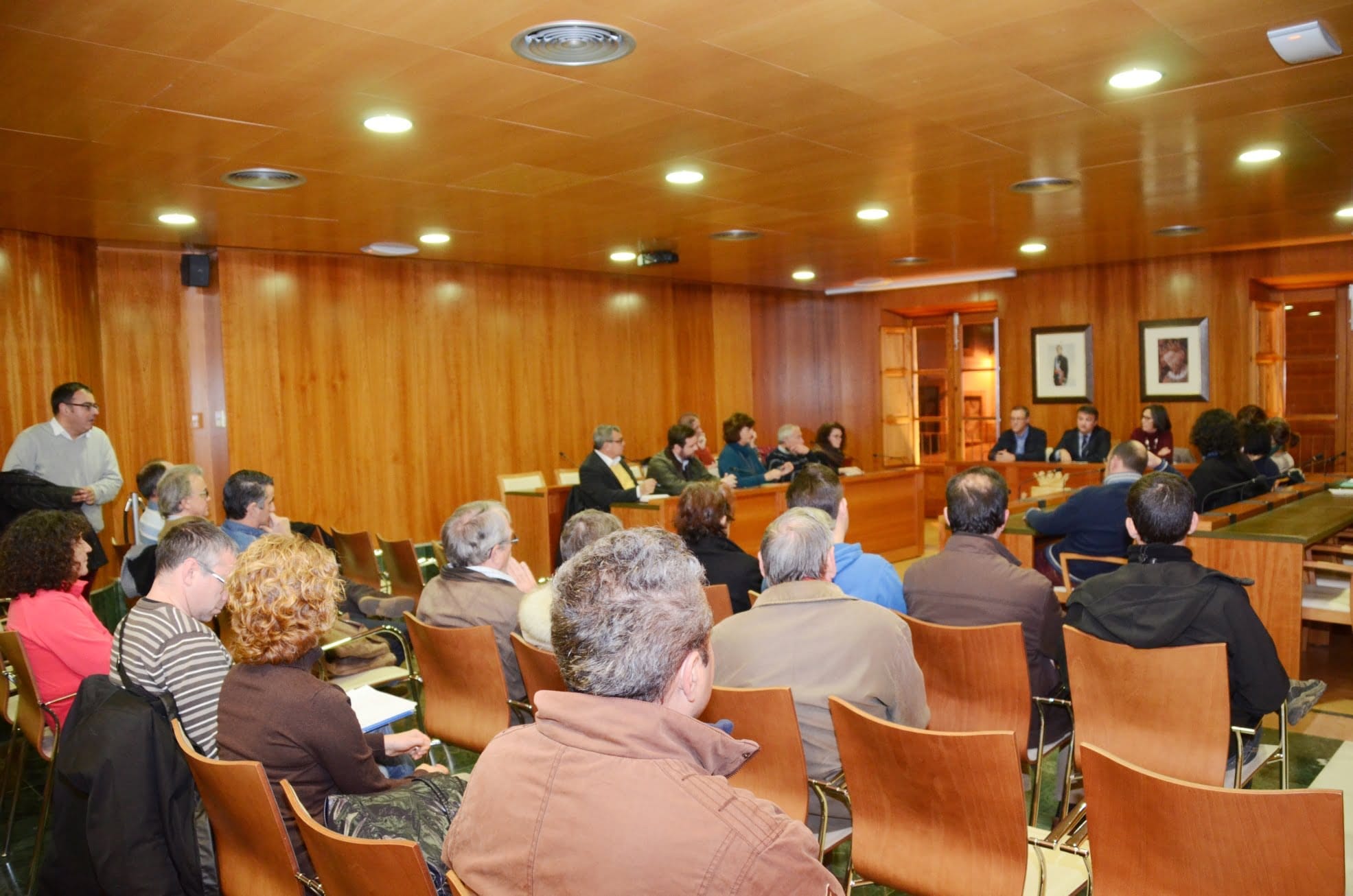 El Consell de Cultura se reunió para concer el proyecto del Central Cinema