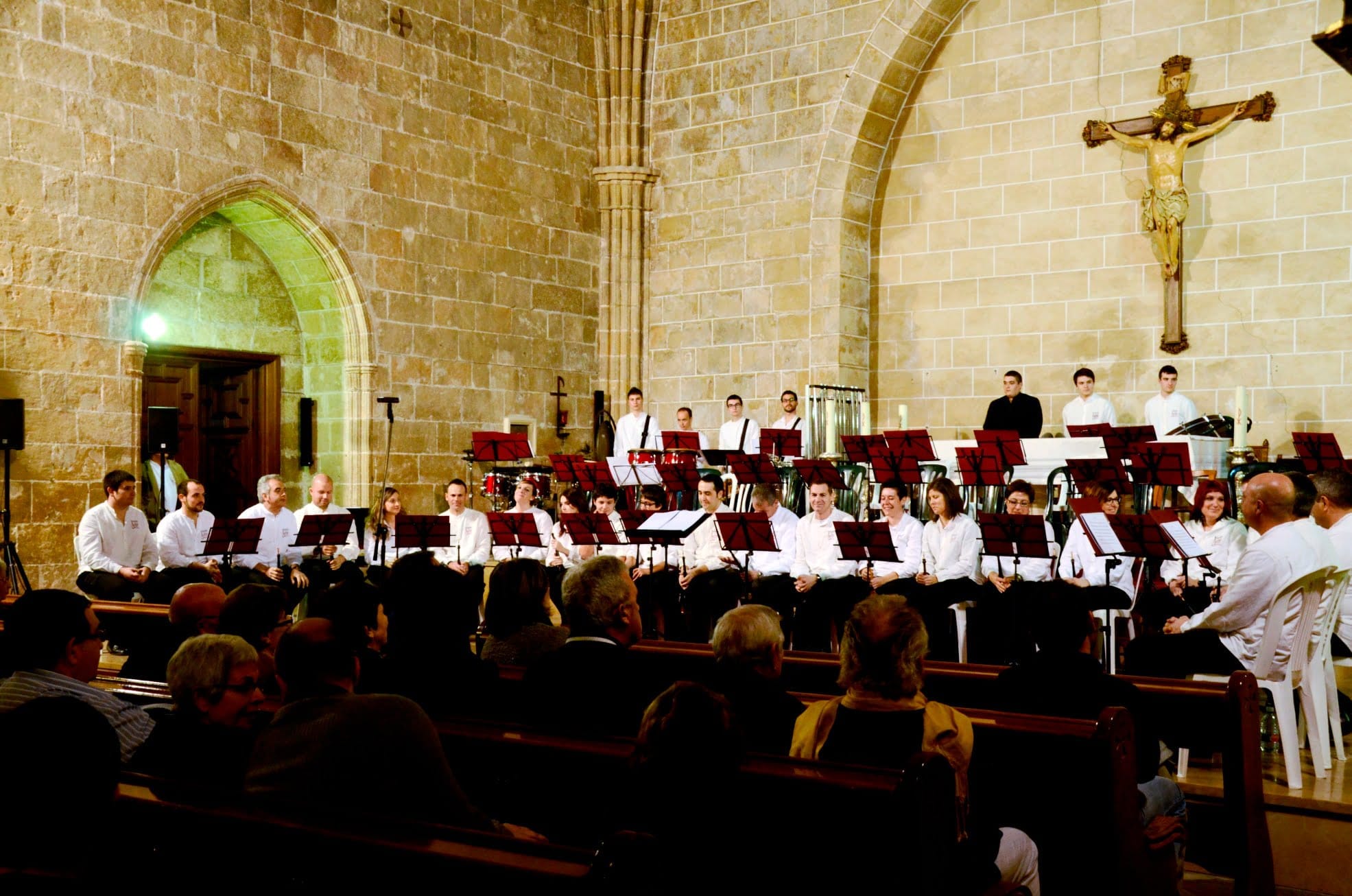 La Colla de Xirimitabs de Xàbia celebró su quinto aniversario con un concierto en la Iglesia de San Bartolomé