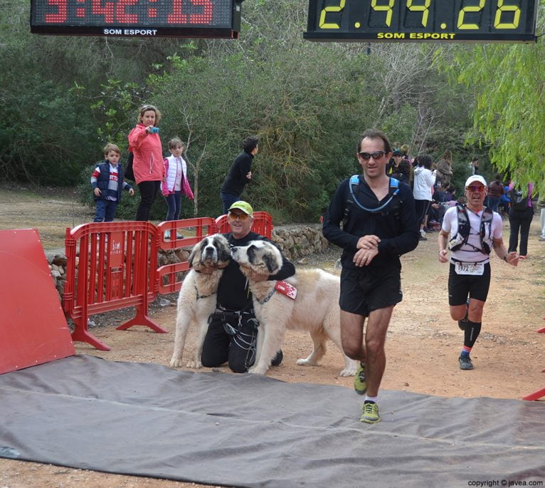 Las mascotas también participaron en la Granadella Trail de Xàbia