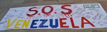 Los manifestantes iban firmando a medida que iban llegando
