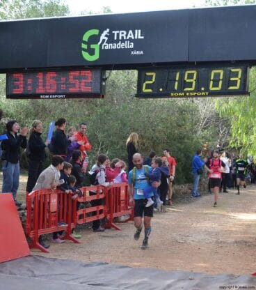 Los pequeños participaron en el momento más emocionante de la carrera