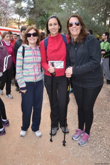 Participantes de la Granadella Trai en el parque Pinosol antes de la salida