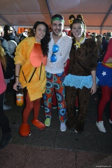 Amigos en la celebración del Carnaval de Jávea