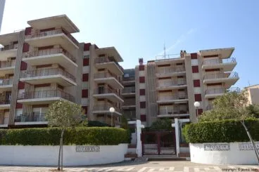 Apartamentos Cofisa en Jávea en la playa del segundo montañar