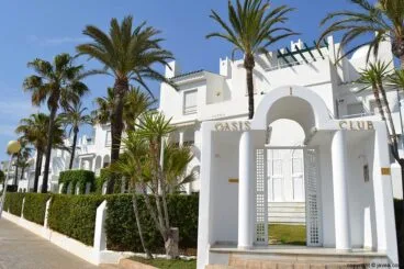 Apartamentos Oasis Club en Jávea en la playa del segundo montañar