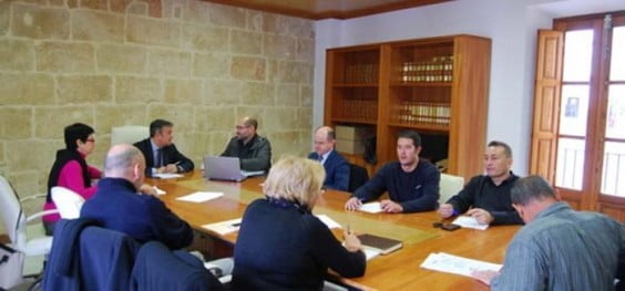 Consell de Amjasa reunido en el Ayuntamiento de Jávea