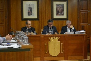 El alcalde José Chulvi durante la celebración del pleno de marzo