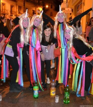 El desfile de carnaval salió de la placeta del convent de Jávea