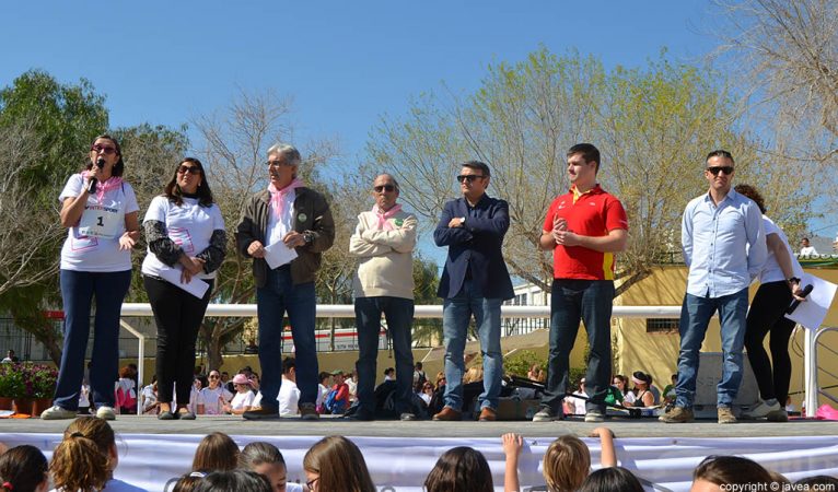Empar Bolufer, José Chulvi, Rafa Andarias y Julio Almazán al finalizar la cursa de la dona de xàbia